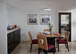 Hotel Plaza Naco Suite